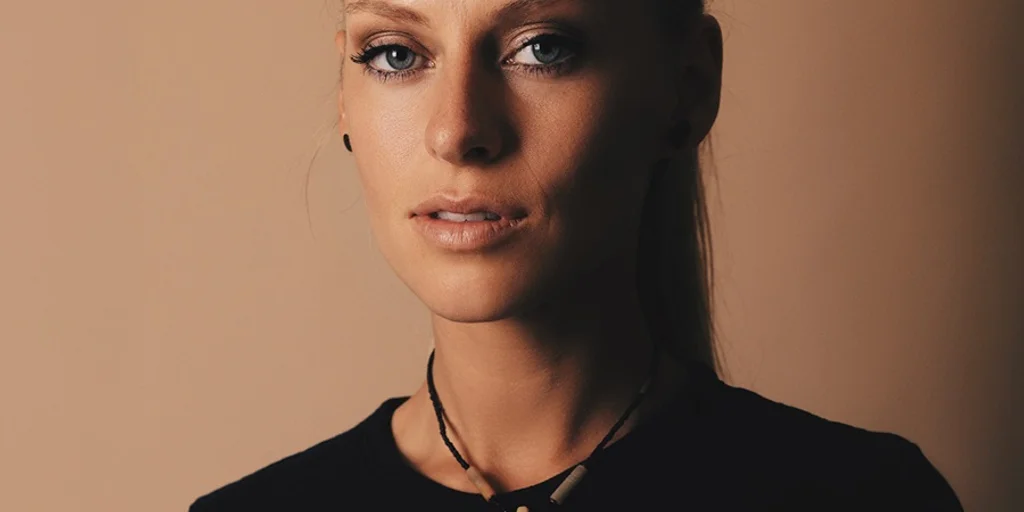 Nora En Pure
