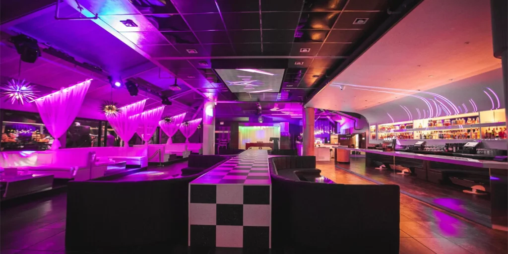Acqua Supper Club