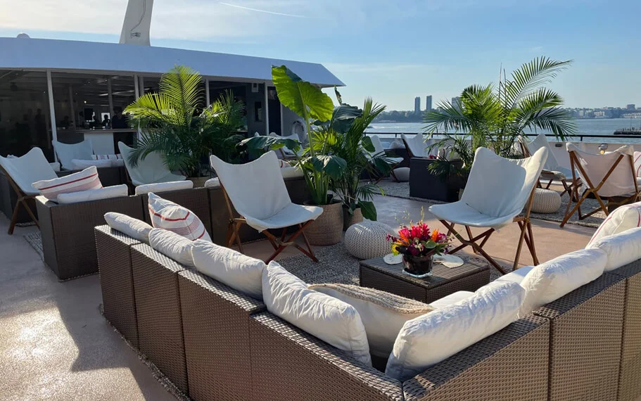 Horizon’s Edge Cornucopia Yacht – Pier 14