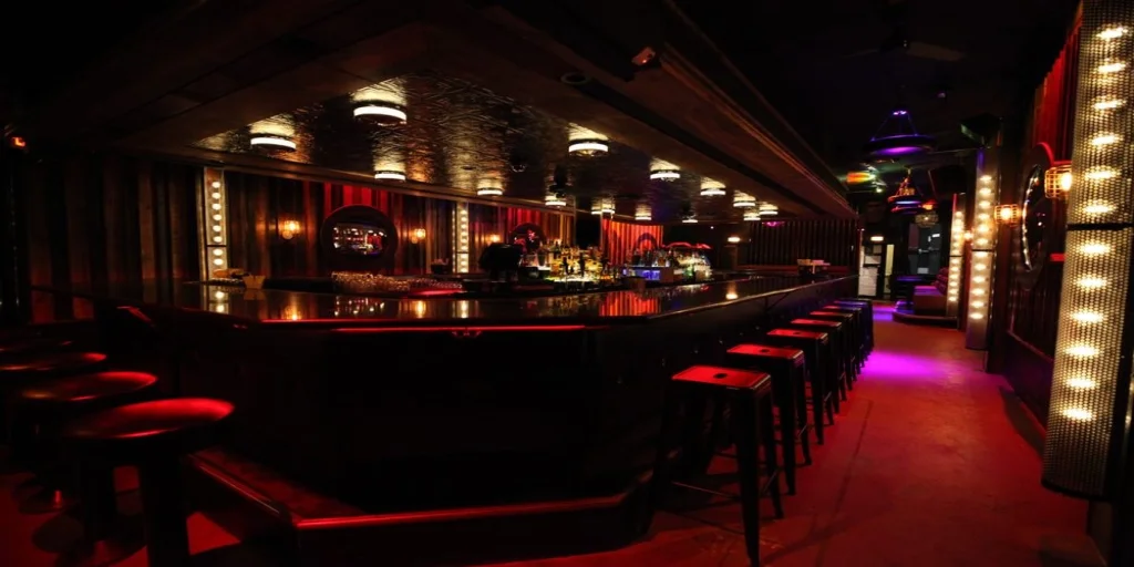 Circle Bar
