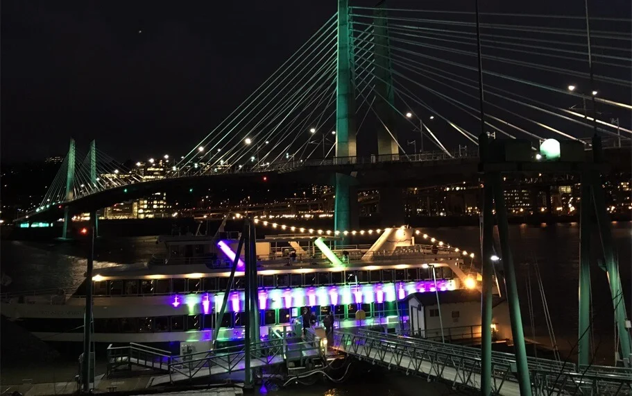 Portland Spirit Yacht – Salmon Springs Dock