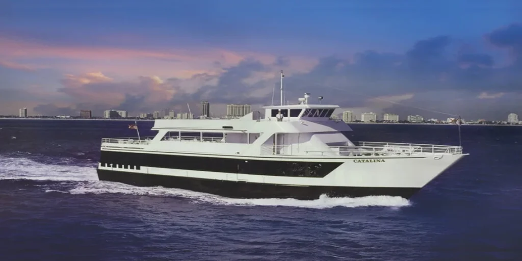 Catalina Miami Yacht – Downtown Hyatt