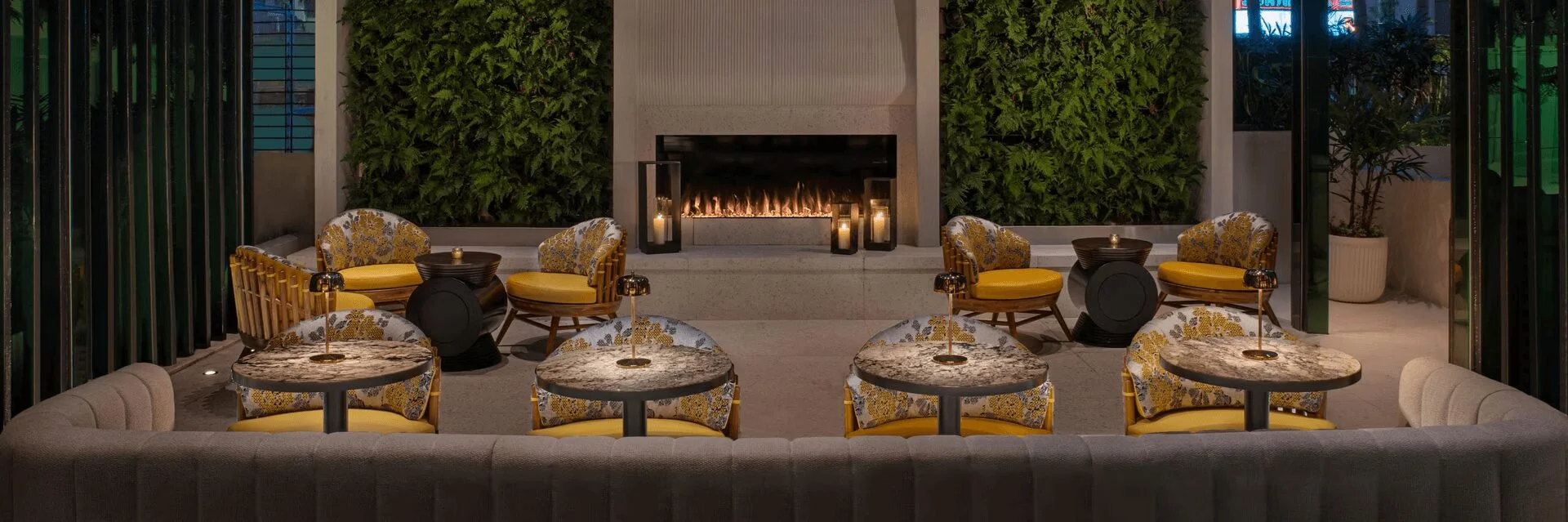 W Hollywood Living Room & Garden