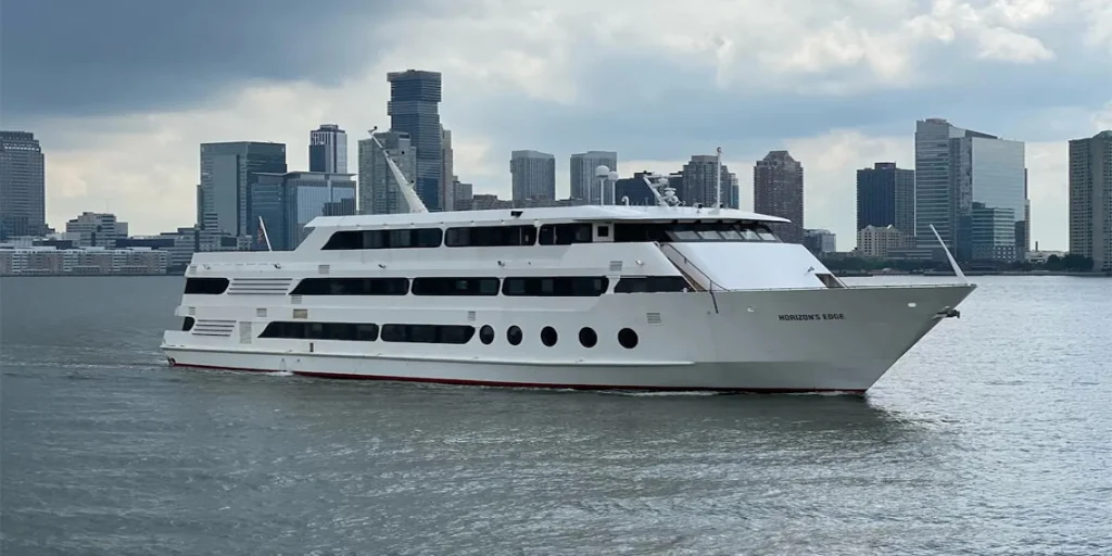 Horizon’s Edge Cornucopia Yacht – Pier 14