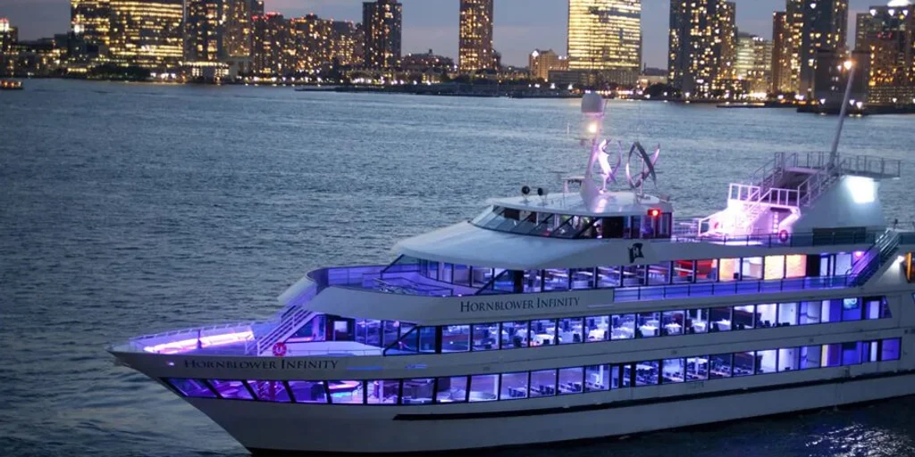Hornblower Infinity Yacht – Pier 15