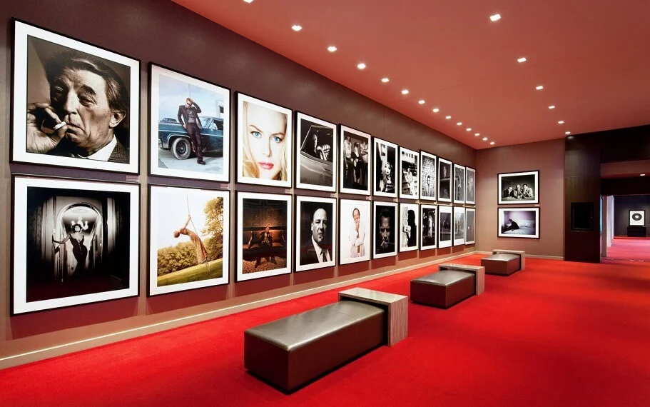 W Hollywood Great Room & Living Room Station