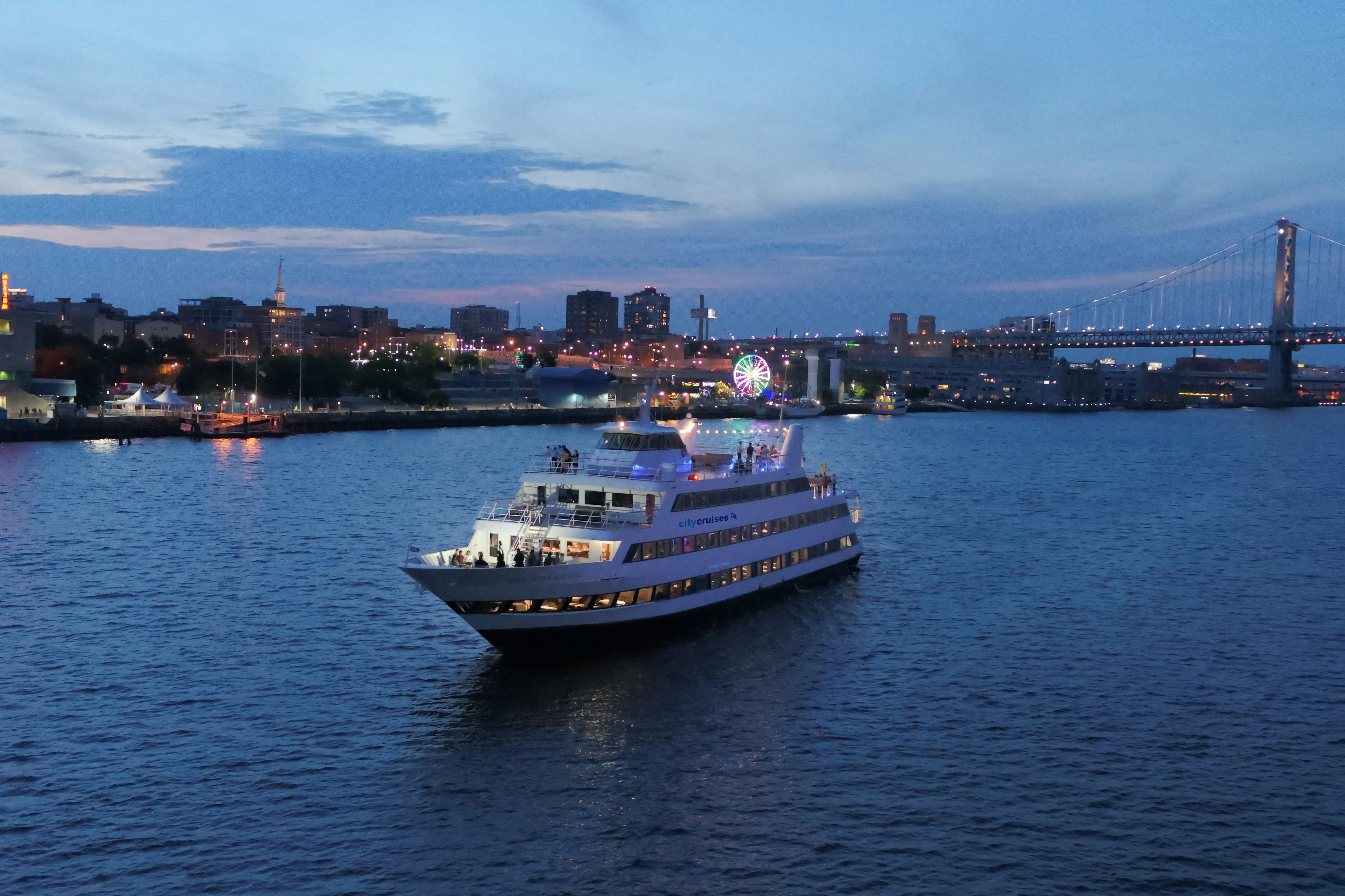 Philadelphia Signature Dinner Cruise