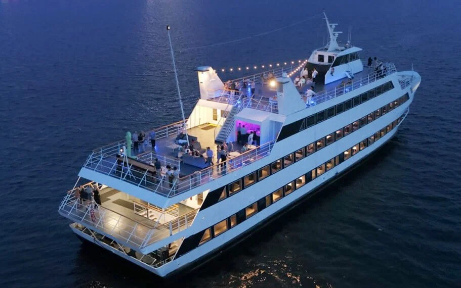 Spirit of Washington DC by Hornblower