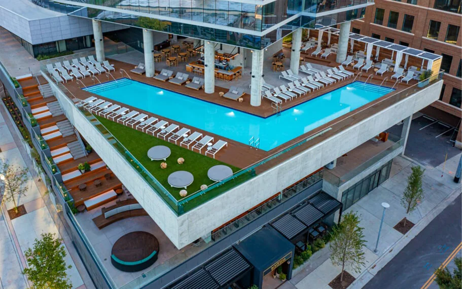 W Nashville WET Deck