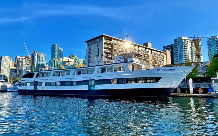 Magic Spirit Yacht