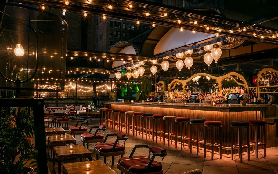 Magic Hour Rooftop Bar & Lounge NYC