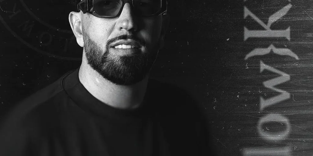 Rafa Barrios - Lowkey in the Library