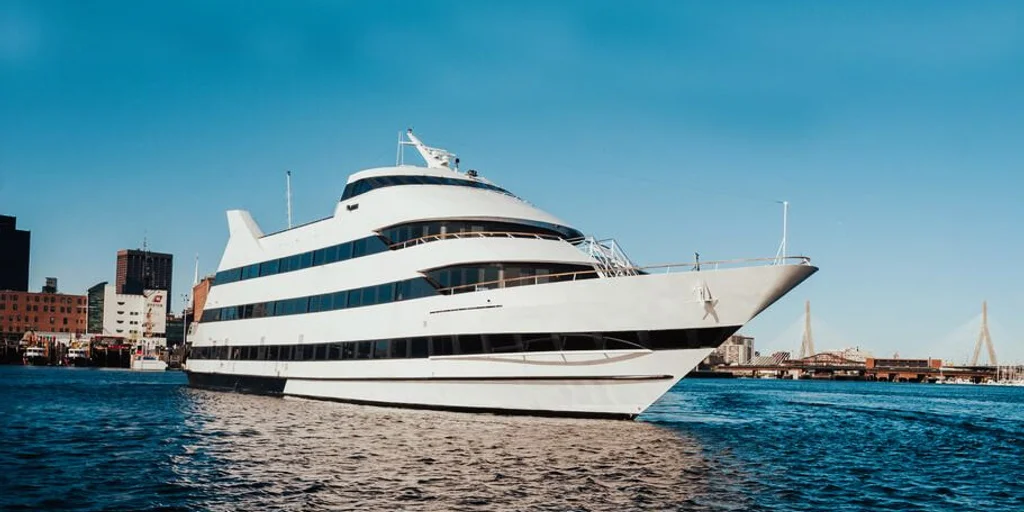 Spirit of Washington DC by Hornblower