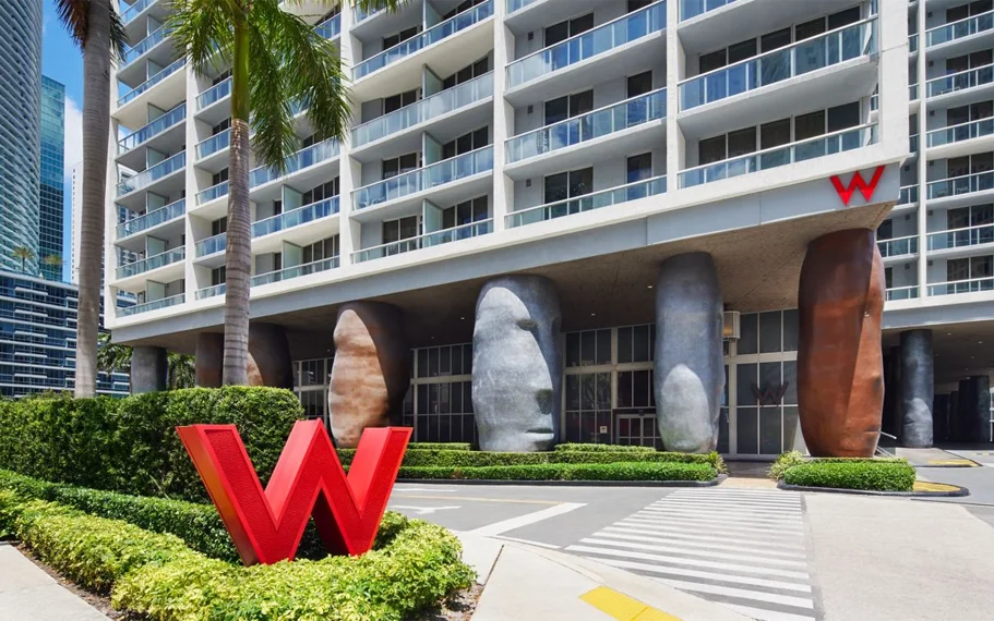W Miami Downtown | 15th Floor Rooftop Lounge