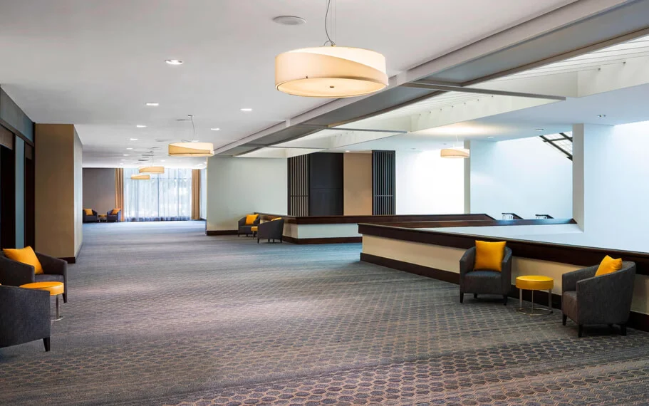 Sheraton Norfolk Waterside Hotel