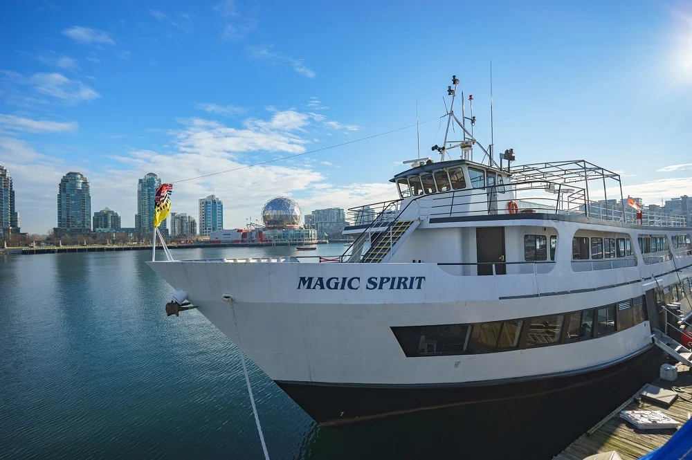 Magic Spirit Yacht