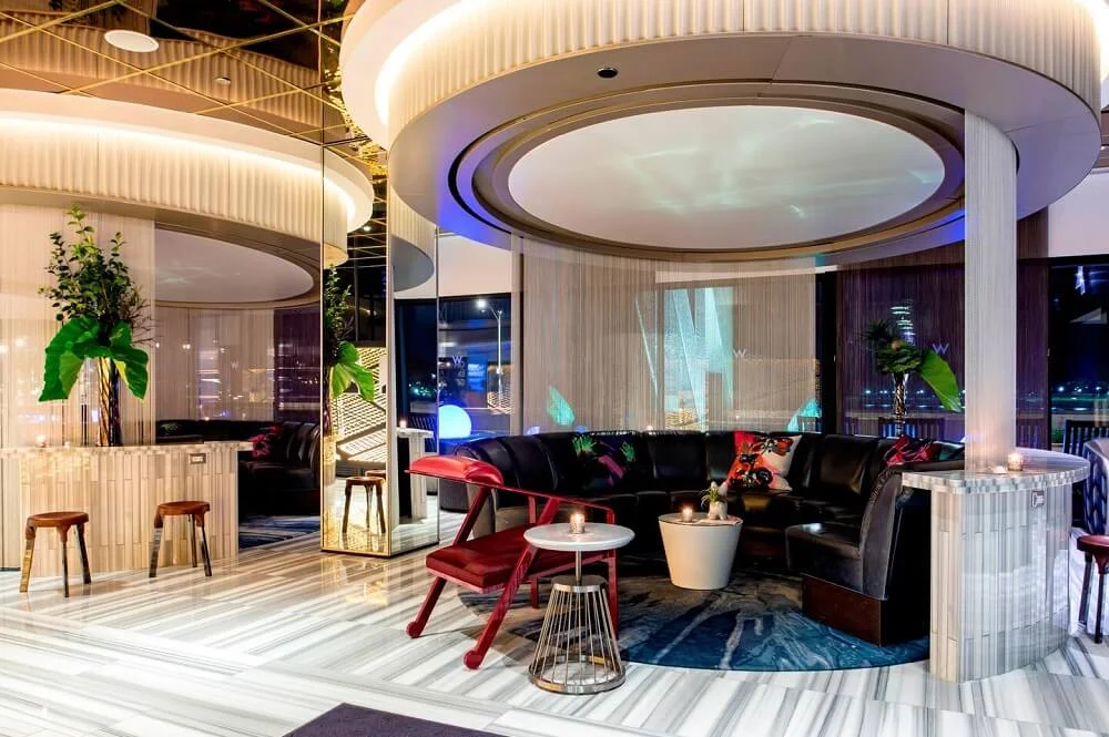 W Chicago – Lakeshore | Living Room