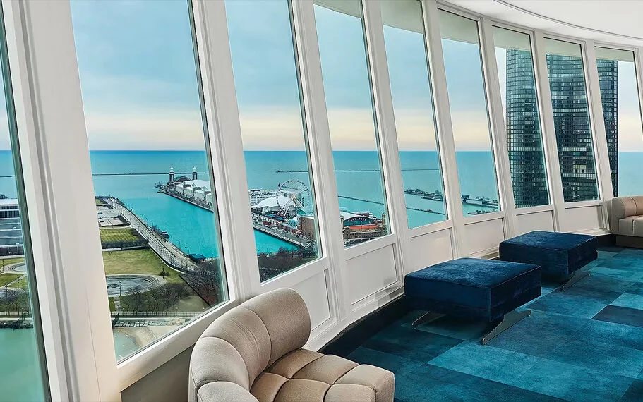 Altitude | W Chicago – Lakeshore