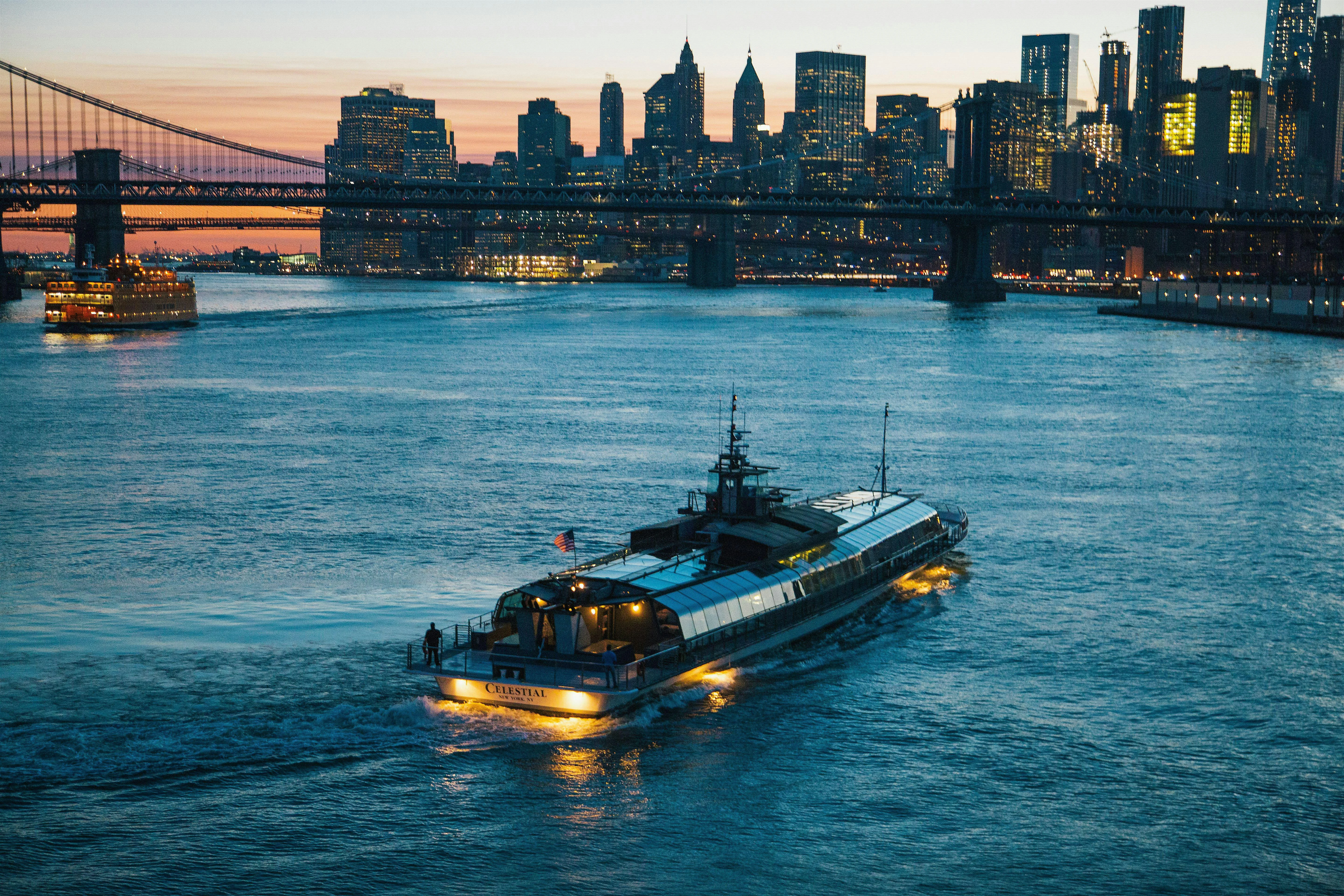 New York Bateaux Premier Plus Dinner Cruise