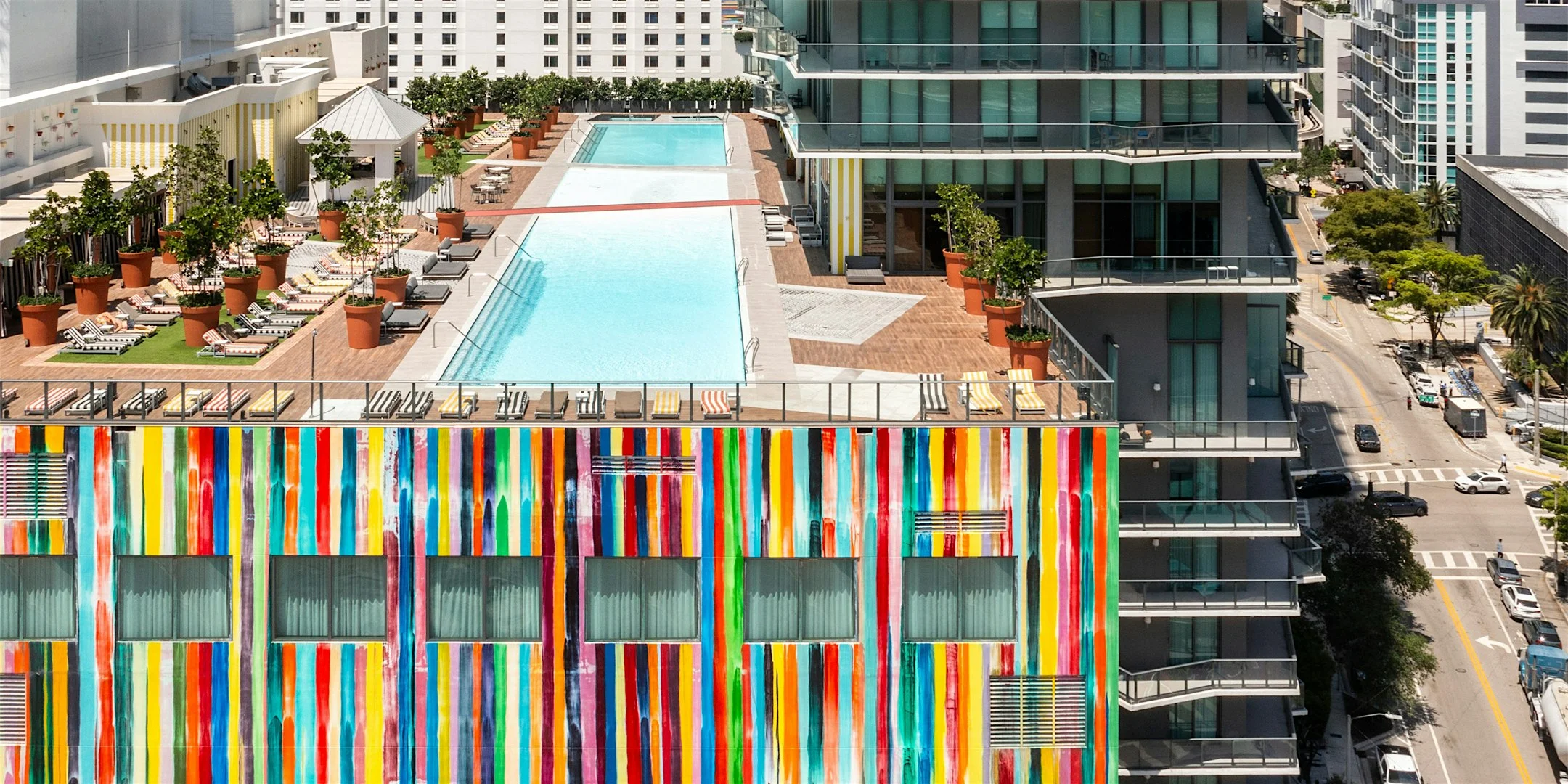 Brickell Tanning Club | Dua Miami Pool Party